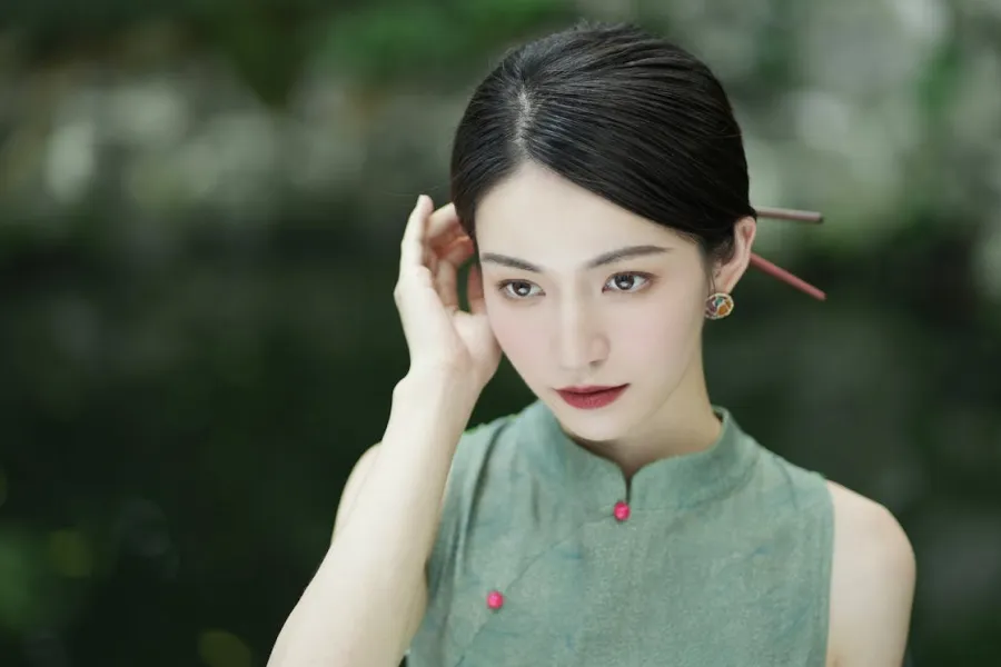 Modern East Asian Beauty Influences