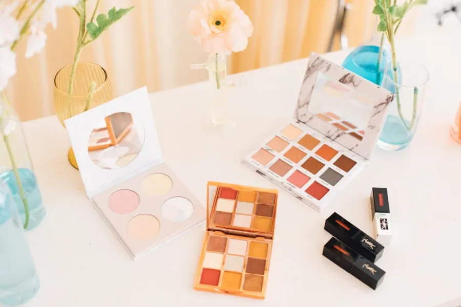 Step-By-Step Guide To No-Makeup Makeup